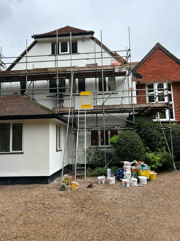 roof repairs Pinner